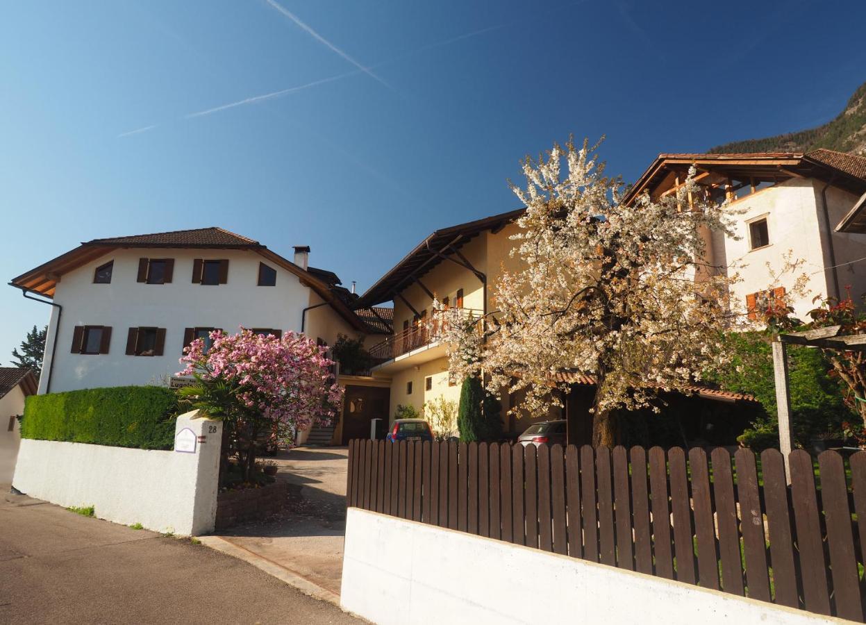 Ferienwohnungen Luggin Caldaro Exterior photo